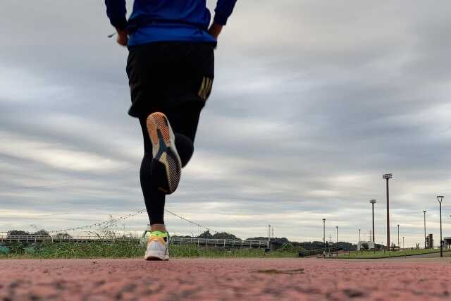 The daily routine of runners training at the stadium